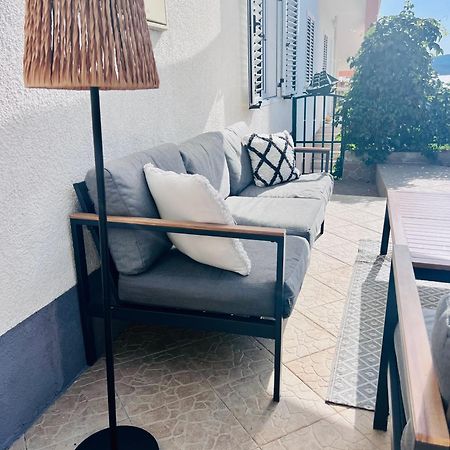 Apartmani-Okrug Gornji-Ciovo Trogir Buitenkant foto